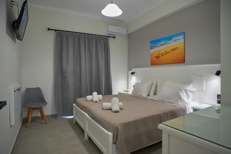 Bedroom 2, Fiona Apartments Roda Corfu, Ionian Islands