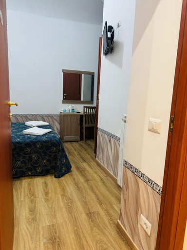 Bedroom 3, Marziah Inn, Rome