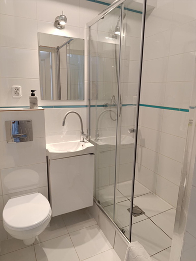 Bathroom, Blue Dream Slavia, Kamień