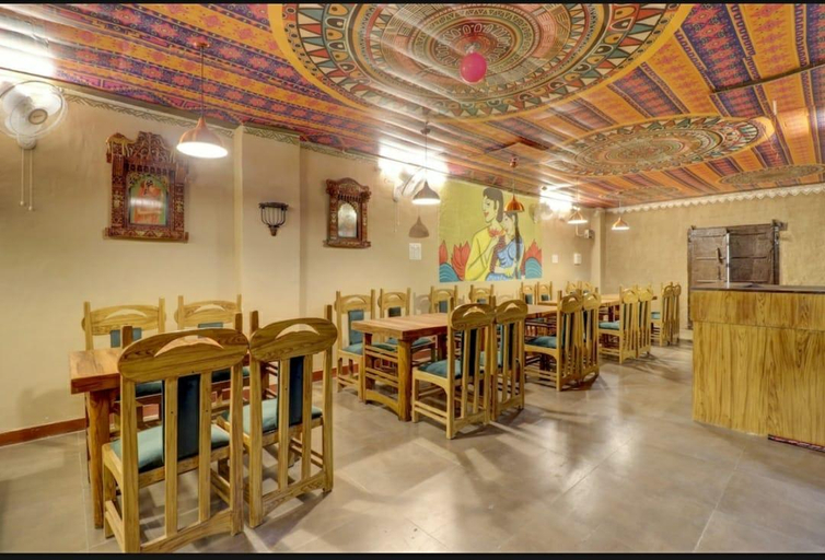 Food & Drinks, Hi Hotel By Madras, Garhwal