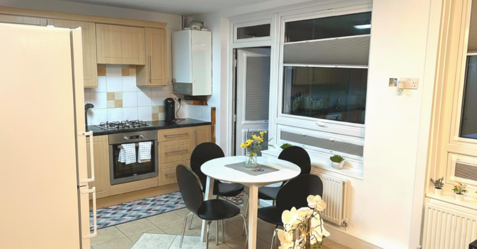 Others 4, Urban Chic 4Bed&2Bath Flat w/ FREE Wi-Fi / Parking, London