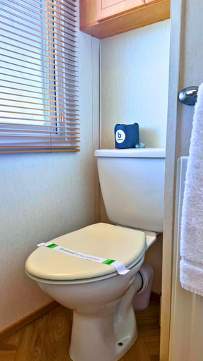 Bathroom 4, Anchor's Drop, Somerset