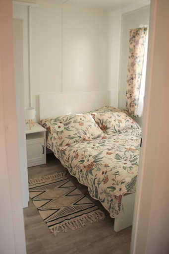 Bedroom 2, Weranda Apartments, Stargard