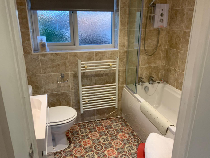 Bathroom, Apps B&B, Bournemouth