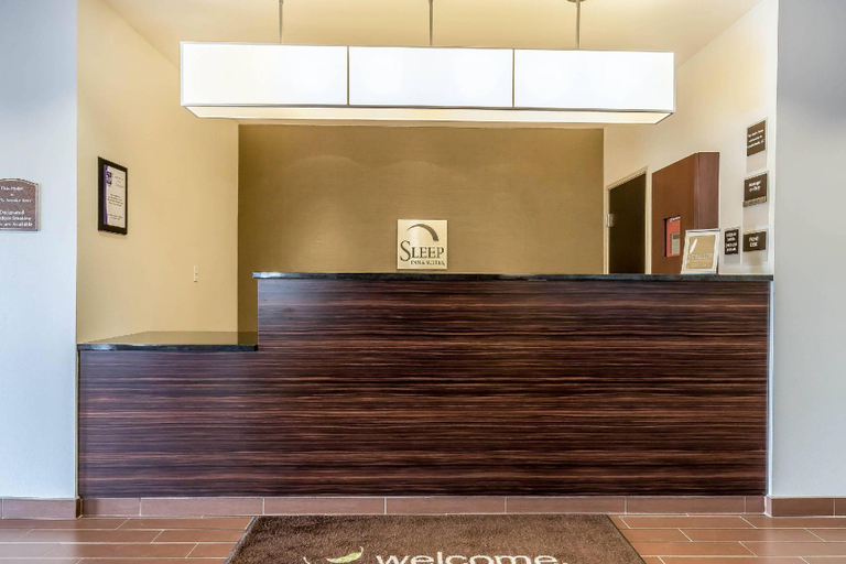 Public Area 2, Sleep Inn & Suites O'Fallon MO - Technology Drive, Saint Charles