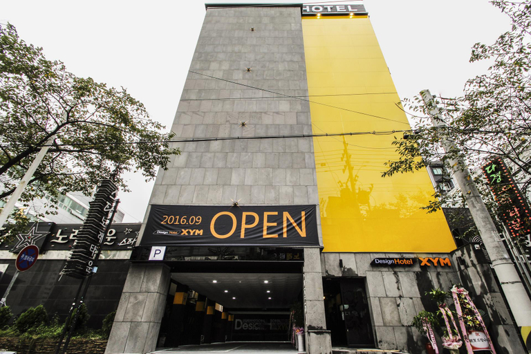 Exterior & Views, Design Hotel XYM, Jung