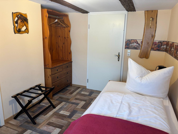 Bedroom 3, Western-Inn, Meißen
