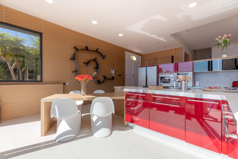 Food & Drinks, Villa Ca Na Bruixa, Baleares