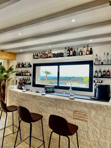 Food & Drinks 5, Suite Privative Jacuzzi Sauna de la Villa Del Castagnol, Dordogne
