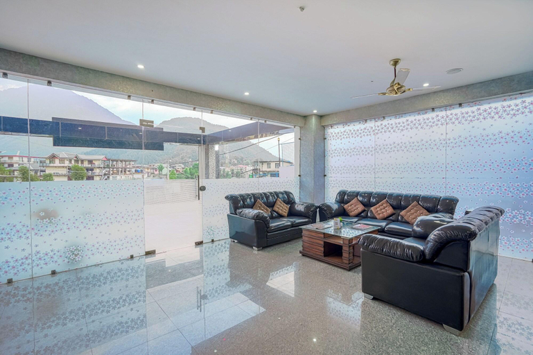 Public Area 2, Aliza Inn And Suites, Kangra