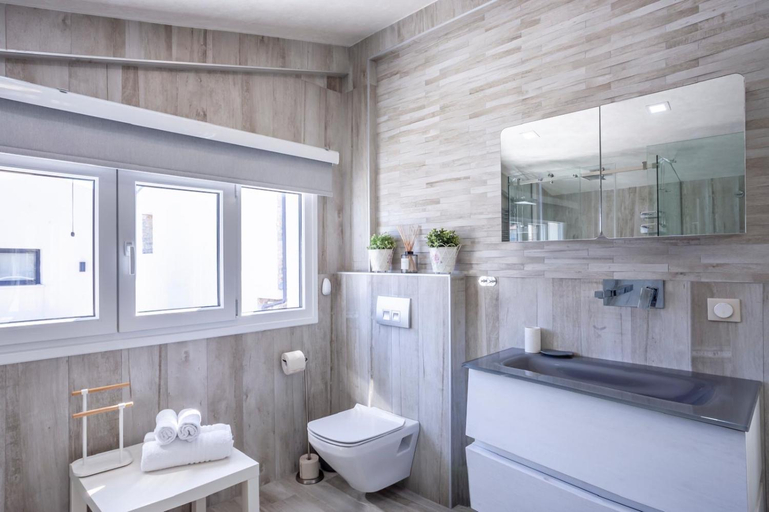 Bathroom, Seafront luxury Villa Almyra, Chalkidiki, Central Macedonia