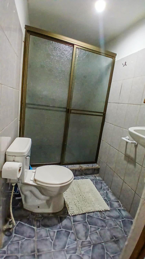 Bathroom 3, Tapihouse San Juan Del Sur, Tola
