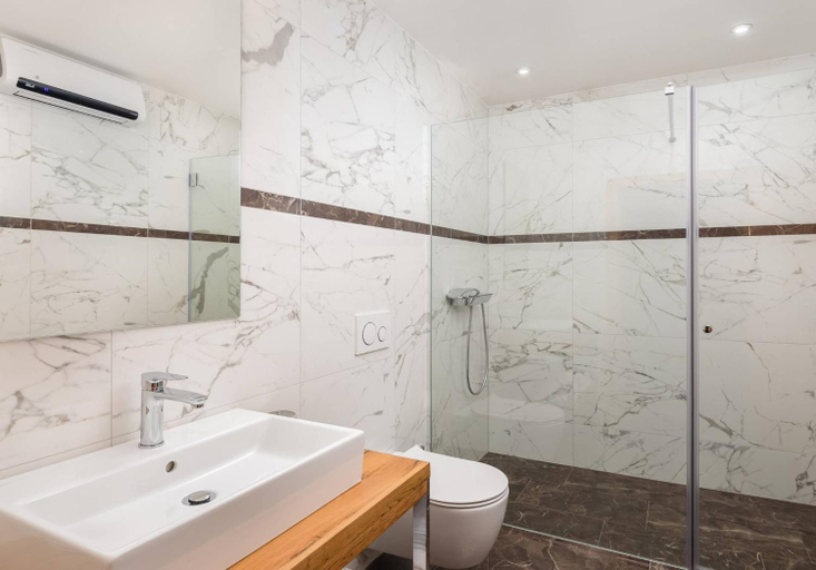 Bathroom 3, Ultra Luxurious Hvar Villa  5 Bedrooms  Villa Celestia, Jelsa