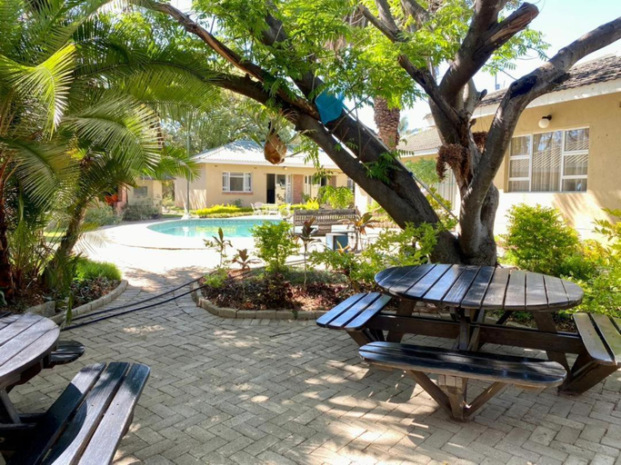 Facilities 5, 2 bedroomed apartment with kitchenette - 2068, Harare