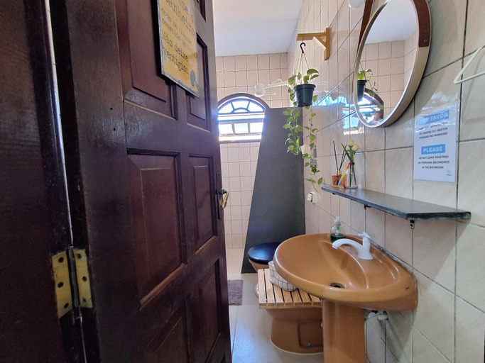 Bathroom 4, Odoya Casa Hostel, Porto Seguro