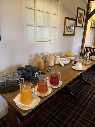 Food & Drinks 4, The Walhampton Arms, Hampshire