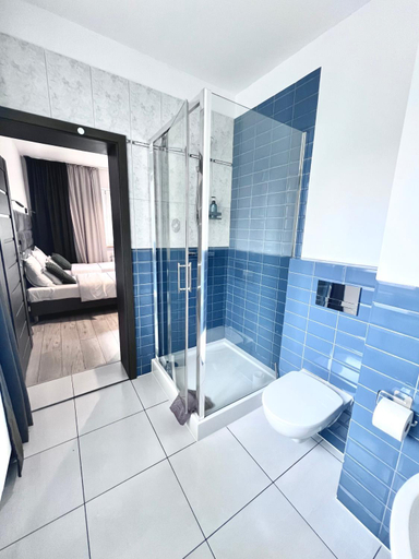 Bathroom 3, Pokoje i Apartamenty Willa Bielany, Warsaw
