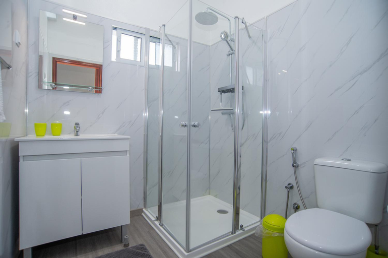Bathroom 2, Sunset Star with Sea View, Calheta