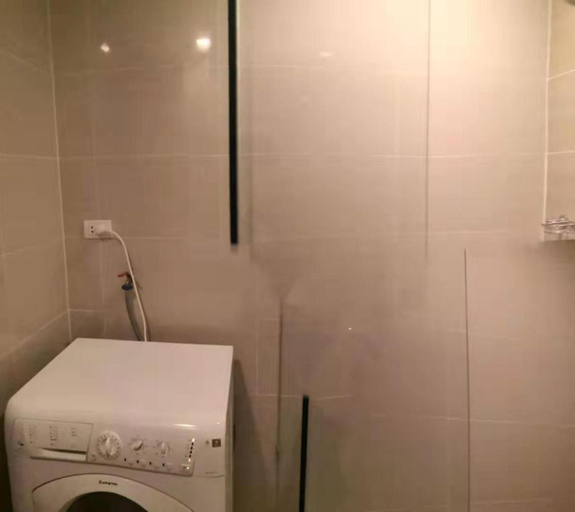 Bathroom 3, One uptown residence, Panitan