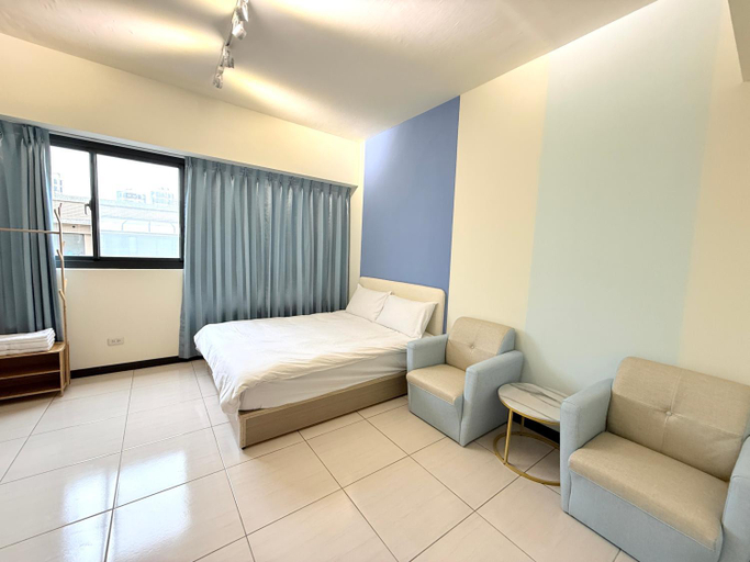 Others 4, Yi Zhong Small Nest Xinxin, Taichung