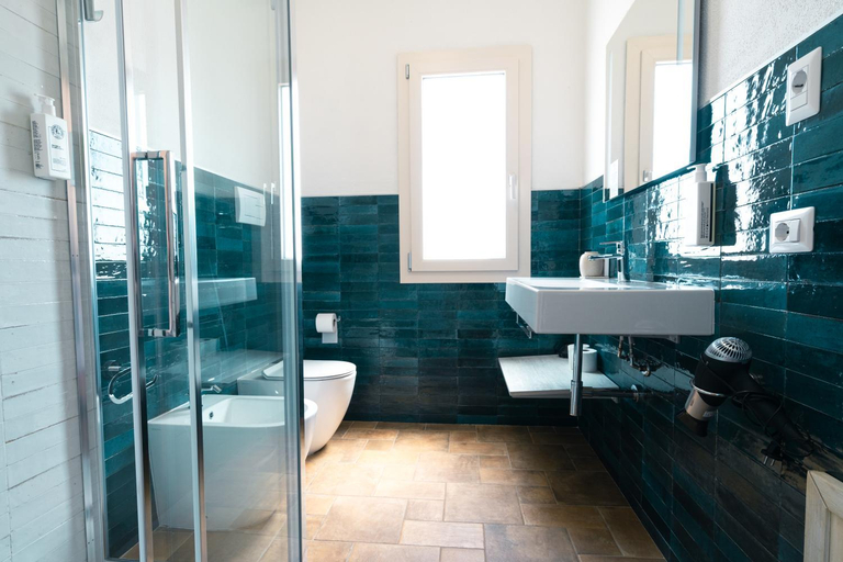 Bathroom 4, Hotel Borgo Albador, Nuoro