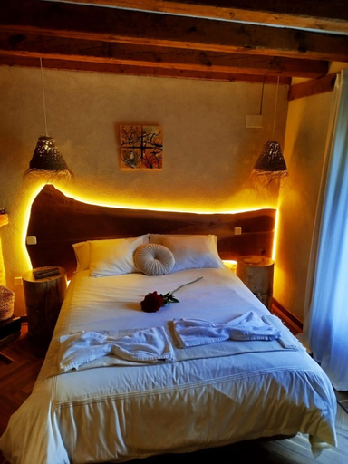 Bedroom, Mirador del Vadillo, Segovia