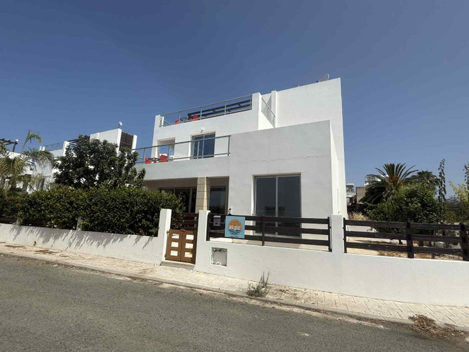 Exterior & Views, Villa Sunny Breeze In A Prime Spot Near Everything