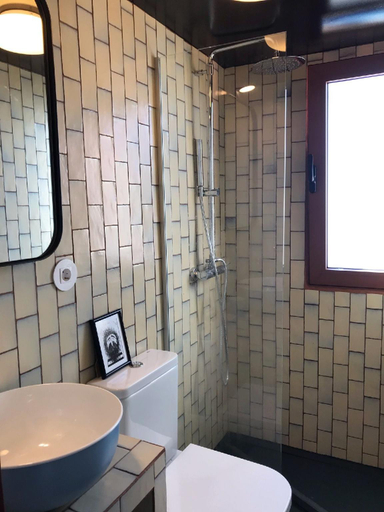 Bathroom 4, Eco-lodge Villa Epicurea, Sesimbra