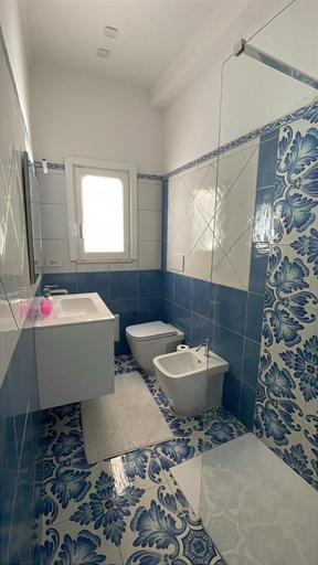 Bathroom 3, Luxury Sea View Villa La Birbirella, Salerno