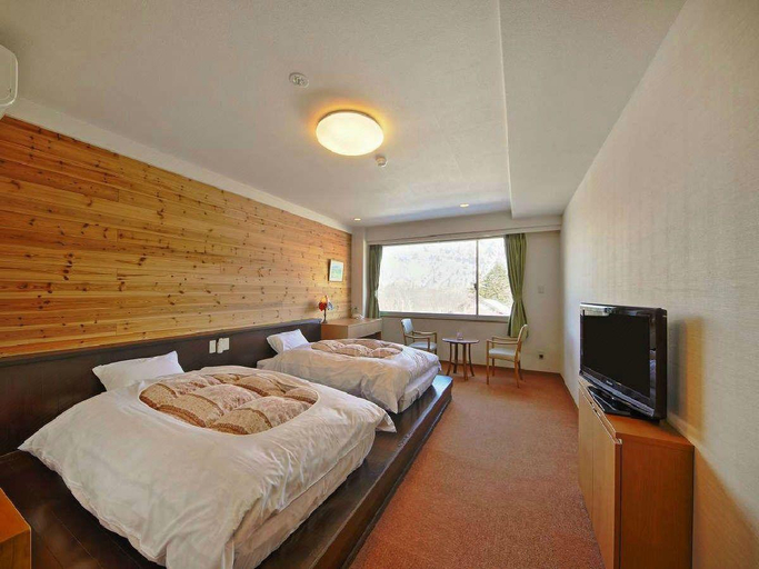 Bedroom 2, Togakushi Kogen Hotel, Nagano