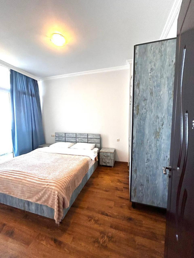 Bedroom 2, 2-х комнатная квартира на берегу моря Колхида, Batumi
