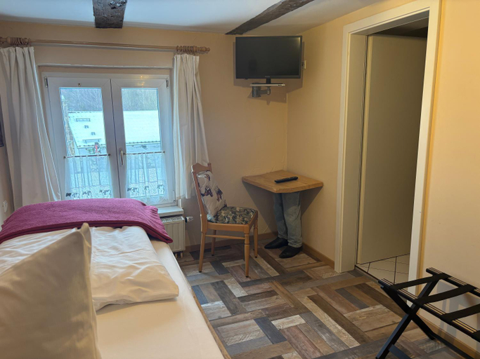 Bedroom 4, Western-Inn, Meißen