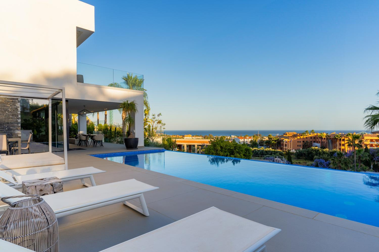 Others 2, Villa Nido Modern 4 bed villa with sea views, Málaga