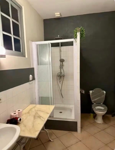 Bathroom, Aux Ecuries du Signe, Indre-et-Loire