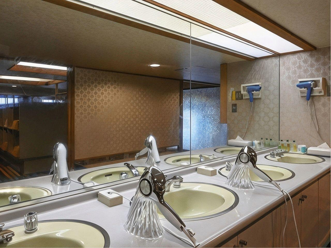 Bathroom 2, Hotel Sekifu, Fuefuki