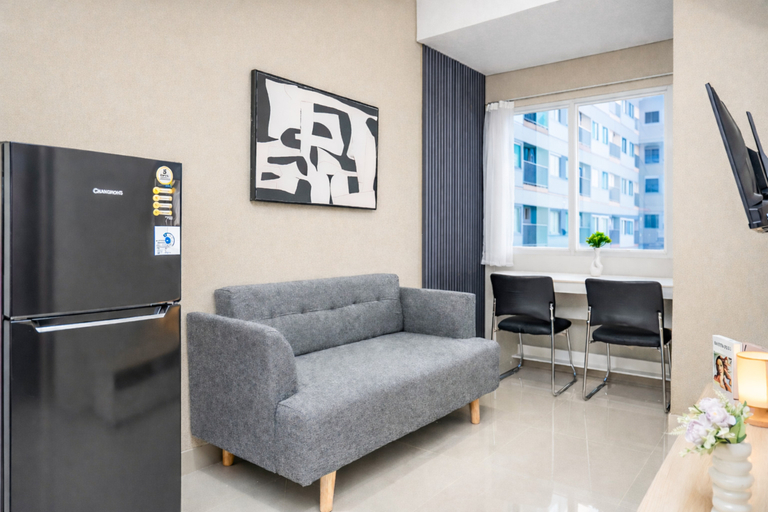 Living Room 5, Tranquil 1BR at Royal Sentul Park Apartment By Travelio, Bogor