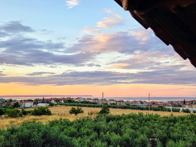 Others 3, Attic Paradise, Central Macedonia