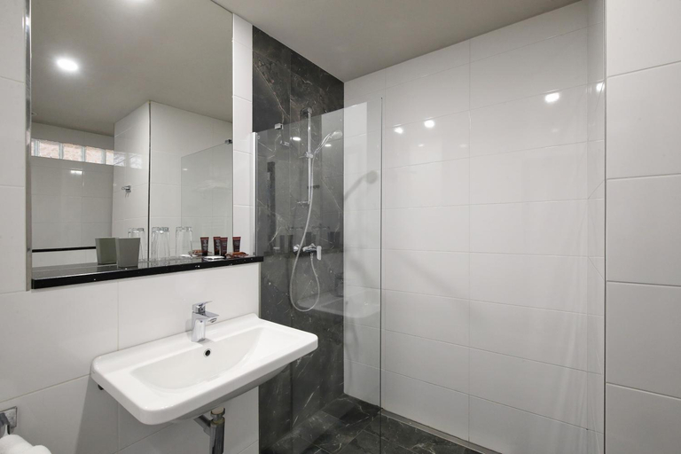 Bathroom 4, Parkhotel Carlsbad Inn, Karlovy Vary