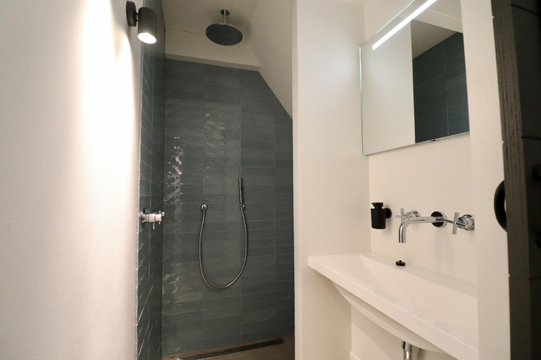 Bathroom 2, B&B 't Gasthuysje, Dongeradeel