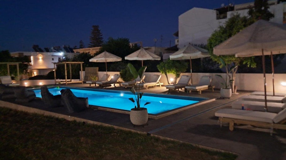 Sport & Beauty 2, CHRISTINE SEASIDE APARTMENTS IN CHANIA, Crete