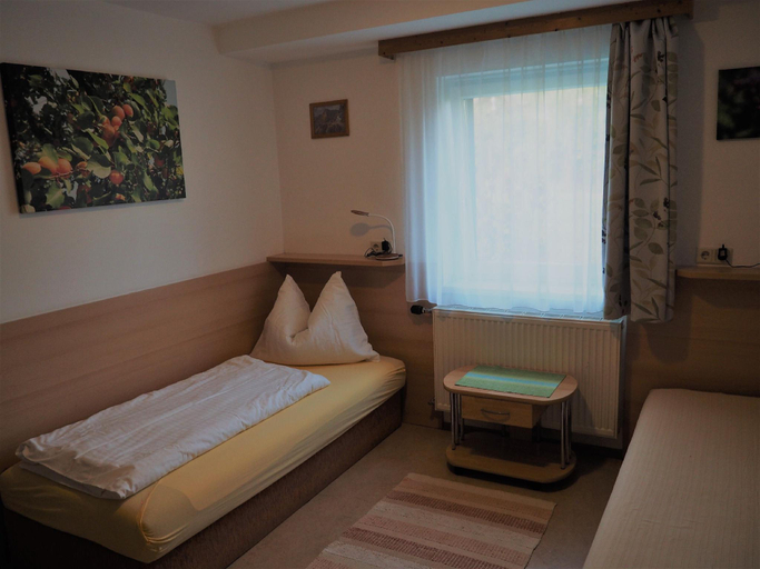 Bedroom 2, Gastezimmer Ilse Brauneis, Krems an der Donau Land