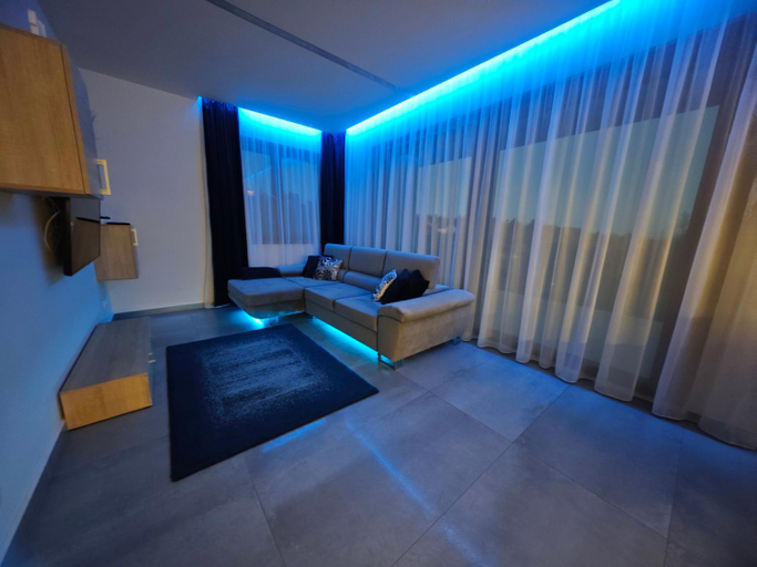 Bedroom 3, Gamma Apartmanok es Jakuzzi, Miskolci
