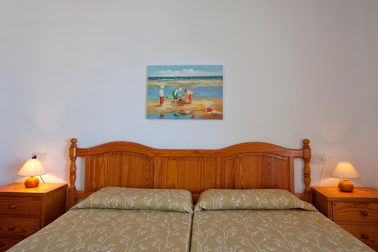 Bedroom 2, Apartamentos Don Quijote, Baleares