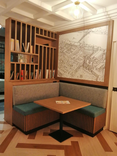 Public Area 2, Hotel de La Marne, Rhône