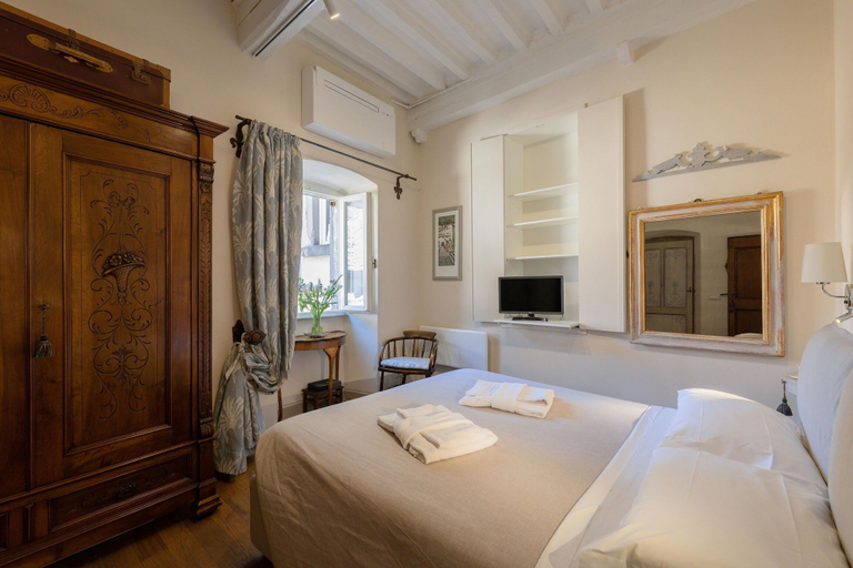 Room 2, Casa Annateresa, Arezzo