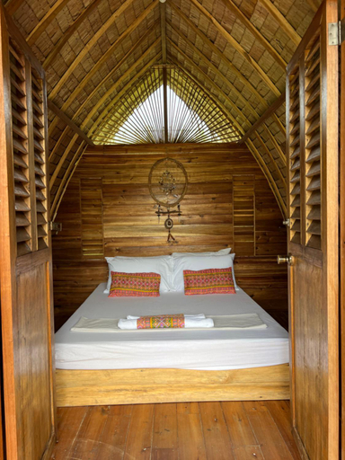 Bedroom, Palayan Paradise Huts, San Vicente