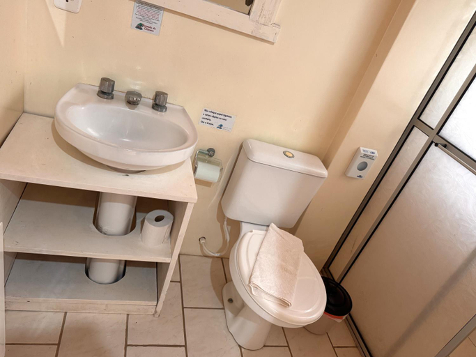 Bathroom 4, Pousada da Chacara, Nova Palma