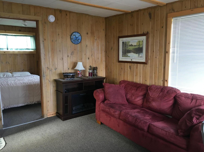 Others 4, Blue Moon Resort and Motel, Aitkin