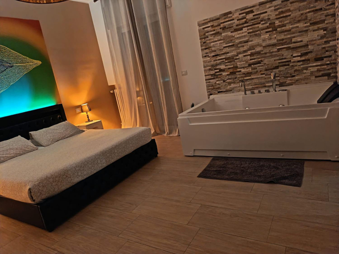 Others 4, B&B La Perla & Suites, Bari