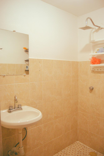 Bathroom 3, Hostal Guadalajara, Guadalajara